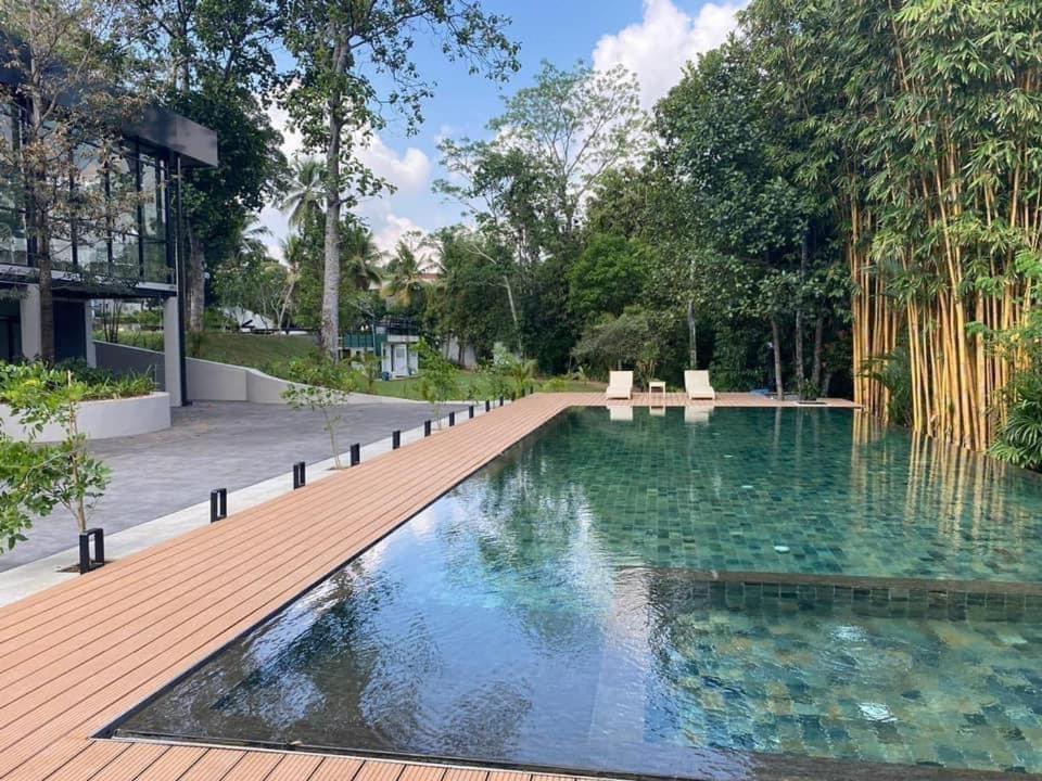 Villa Crystals Malabe Exterior photo